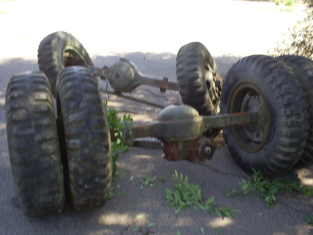 2 1/2 Ton Rockwell axles Colorado 1000.00 460 Ford Forum